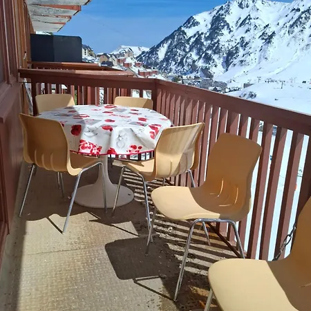 Mongie Apartment